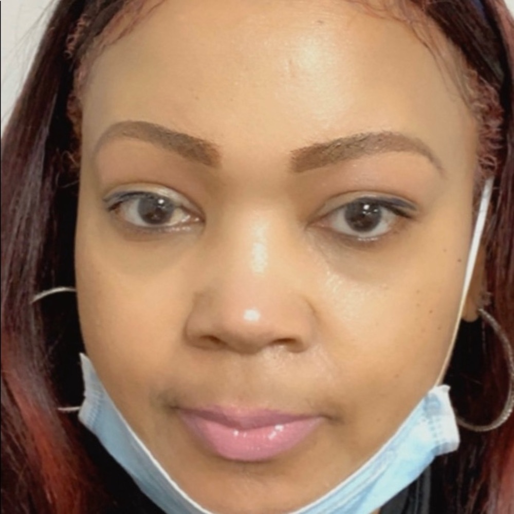 Meet your Posher, Traci